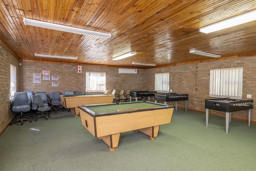 18 Bedroom Property for Sale in Stellenbosch Farms Western Cape